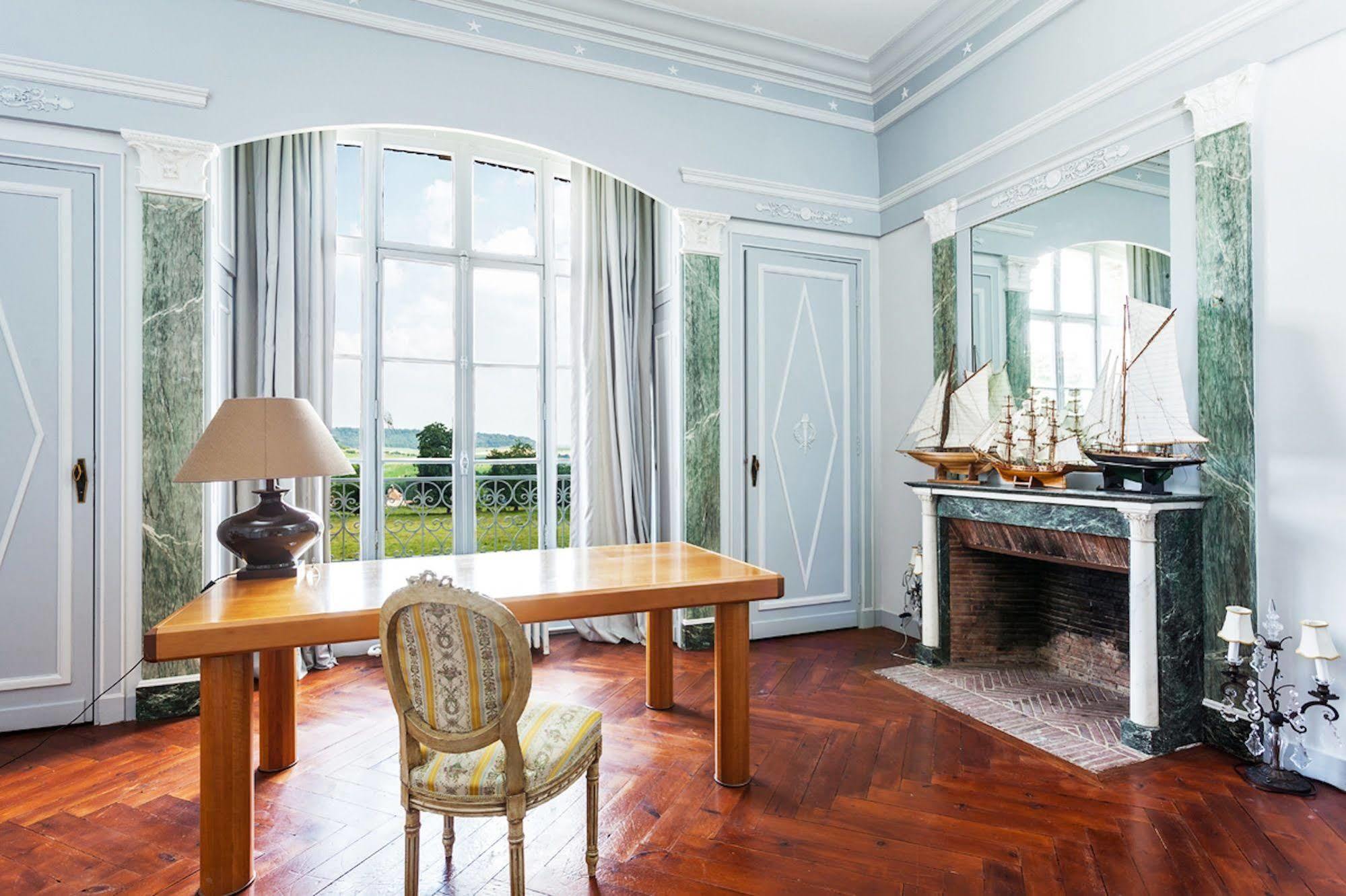 Bed and Breakfast Chateau De Bouelles Нешатель-ан-Бре Екстер'єр фото